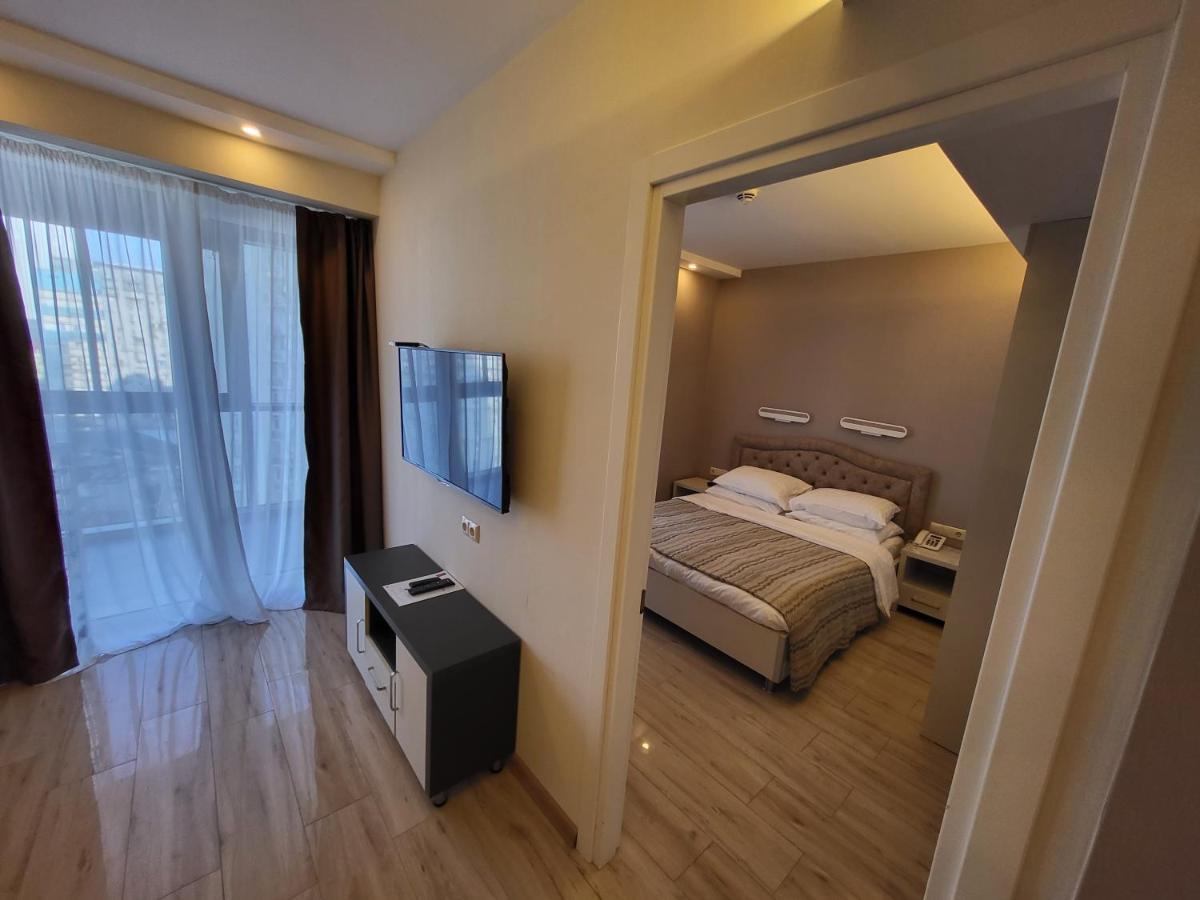 Seaside Apartments Batumi Exterior photo